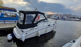 Sealine S23 - Serenity - 4 Berth Sports Cruiser 