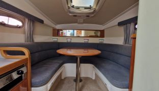 Sealine S23 - Serenity - 4 Berth Sports Cruiser 