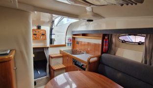 Sealine S23 - Serenity - 4 Berth Sports Cruiser 