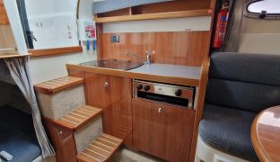 Sealine S23 - Serenity - 4 Berth Sports Cruiser 