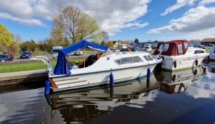 Seamaster 27 Capri - 5 Berth Inland river cruiser