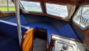 Seamaster 27 Capri - 5 Berth Inland river cruiser