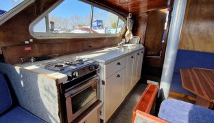 Seamaster 27 Capri - 5 Berth Inland river cruiser