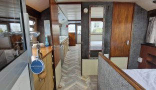 Alphacraft 32 - Moonlight Owl - 4 Berth Inland river cruiser