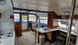 Alphacraft 32 - Moonlight Owl - 4 Berth Inland river cruiser