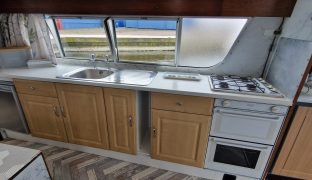 Alphacraft 32 - Moonlight Owl - 4 Berth Inland river cruiser