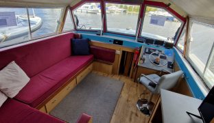 Bounty 37 - Summer Breeze - 6 Berth Inland river cruiser