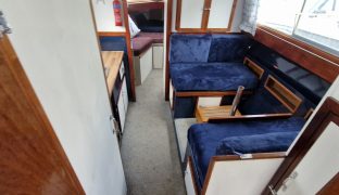 Elysian 27 - Lady D - 4 Berth Inland river cruiser 