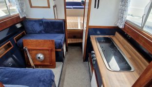 Elysian 27 - Lady D - 4 Berth Inland river cruiser 