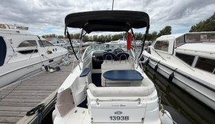 Sealine S23 - SERENITY - 4 Berth Sports Cruiser 