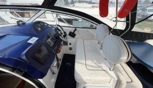 Sealine S23 - SERENITY - 4 Berth Sports Cruiser 