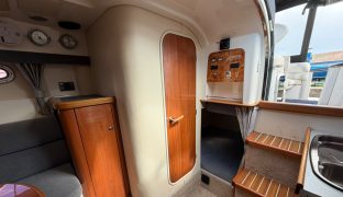 Sealine S23 - SERENITY - 4 Berth Sports Cruiser 