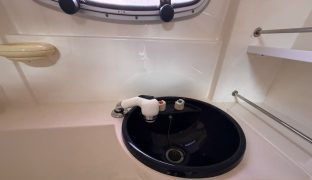 Sealine S23 - SERENITY - 4 Berth Sports Cruiser 