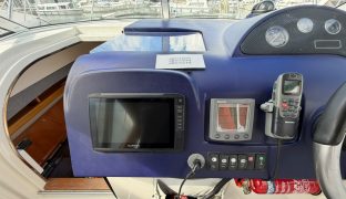 Sealine S23 - SERENITY - 4 Berth Sports Cruiser 