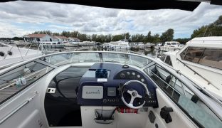 Sealine S23 - SERENITY - 4 Berth Sports Cruiser 