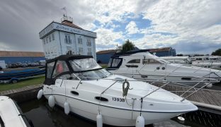 Sealine S23 - SERENITY - 4 Berth Sports Cruiser 