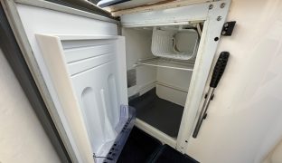 Sealine S23 - SERENITY - 4 Berth Sports Cruiser 