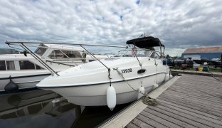 Sealine S23 - SERENITY - 4 Berth Sports Cruiser 