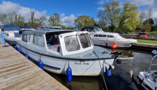 Hampton Safari - Gentle Lady  - 4 Berth Inland river cruiser