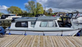 Hampton Safari - Gentle Lady  - 4 Berth Inland river cruiser