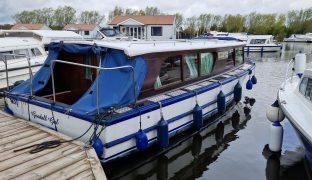 Bounty Boats DC30 Broads Cruiser - GoodAll GAL - 4 Berth Bounty Boats DC30