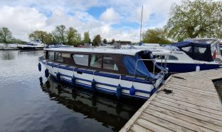 Bounty Boats DC30 Broads Cruiser - GoodAll GAL - 4 Berth Bounty Boats DC30