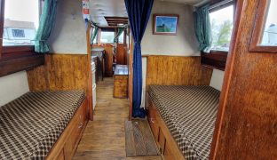 Bounty Boats DC30 Broads Cruiser - GoodAll GAL - 4 Berth Bounty Boats DC30