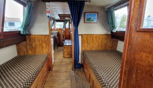 Bounty Boats DC30 Broads Cruiser - GoodAll GAL - 4 Berth Bounty Boats DC30