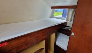 Connoisseur 42 - Zanndamon - 8 Berth 8 berth inland river cruiser 