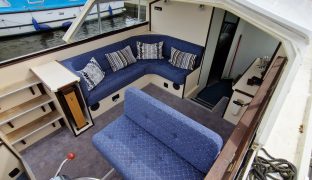 Connoisseur 37 - Selah - 4 Berth Inland river cruiser