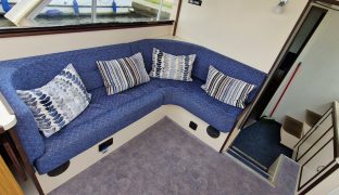 Connoisseur 37 - Selah - 4 Berth Inland river cruiser