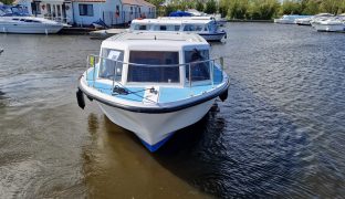 Aquafibre 33 - Rainbow - 6 Berth Inland river cruiser