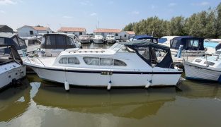 Elysian 27 - Stubb Lady - 4 Berth Inland river cruiser