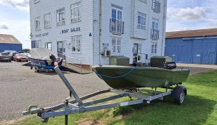 Aquapeche 370 Herbert Woods maintained molded plastic fishing boat - Fishing boat