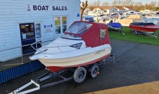 Quicksilver 510 - 2 Berth Sport weekender 