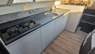 Calypso 28 - Suzychell - 4 Berth Inland cruiser