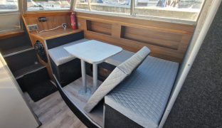 Calypso 28 - Suzychell - 4 Berth Inland cruiser