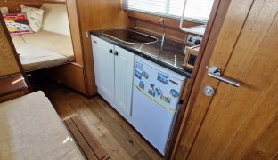 Seamaster 27 - FUDGEL - 4 Berth Inland cruiser
