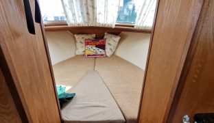Seamaster 27 - FUDGEL - 4 Berth Inland cruiser