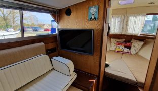 Seamaster 27 - FUDGEL - 4 Berth Inland cruiser