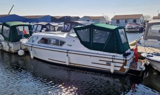Seamaster 27 - FUDGEL - 4 Berth Inland cruiser