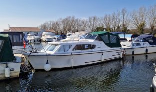 Seamaster 27 - FUDGEL - 4 Berth Inland cruiser