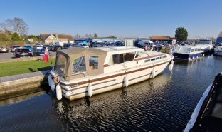 Aquafibre 37 - Sweet Dreams - 5 Berth Inland cruiser