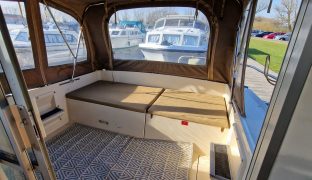 Aquafibre 37 - Sweet Dreams - 5 Berth Inland cruiser