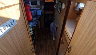 Aquafibre 37 - Sweet Dreams - 5 Berth Inland cruiser