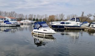 GALEON GALIA 530 - BLUEBIRD - 2 Berth Sports cruiser 
