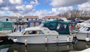 Coronet 24 - Miss Money Penny - 3 Berth Inland cruiser