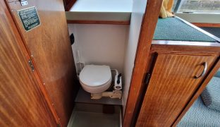 Coronet 24 - Miss Money Penny - 3 Berth Inland cruiser