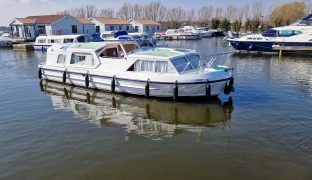 Alpha 35 - REST - A - WHYLE - 6 Berth Inland cruiser