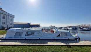 Alpha 35 - REST - A - WHYLE - 6 Berth Inland cruiser